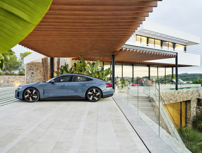 Audi e-tron GT électrique et audi RS e-tron GT coupé électrique SAN Mazuin