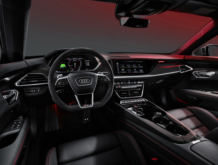 Audi e-tron GT intérieur 100% électrique coupé sportif SAN Mazuin