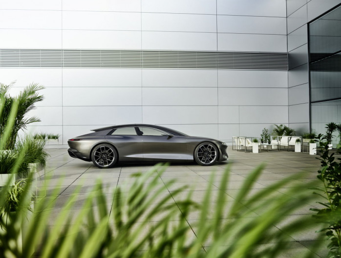 Audi Grandsphere Concept berline coupé 100% électrique