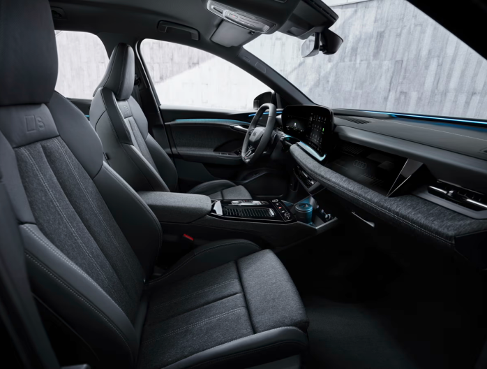 Audi Q6 e-tron intérieur