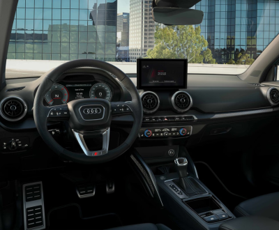 Audi Q2 2024 intérieur tableau de bord